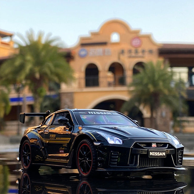 NISSAN GTR